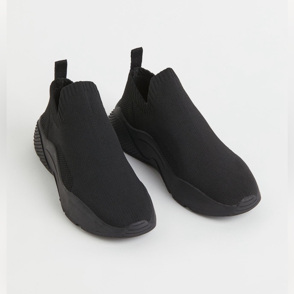 Fine-knit Slip-on Shoes | US Size 6 / EUR 37